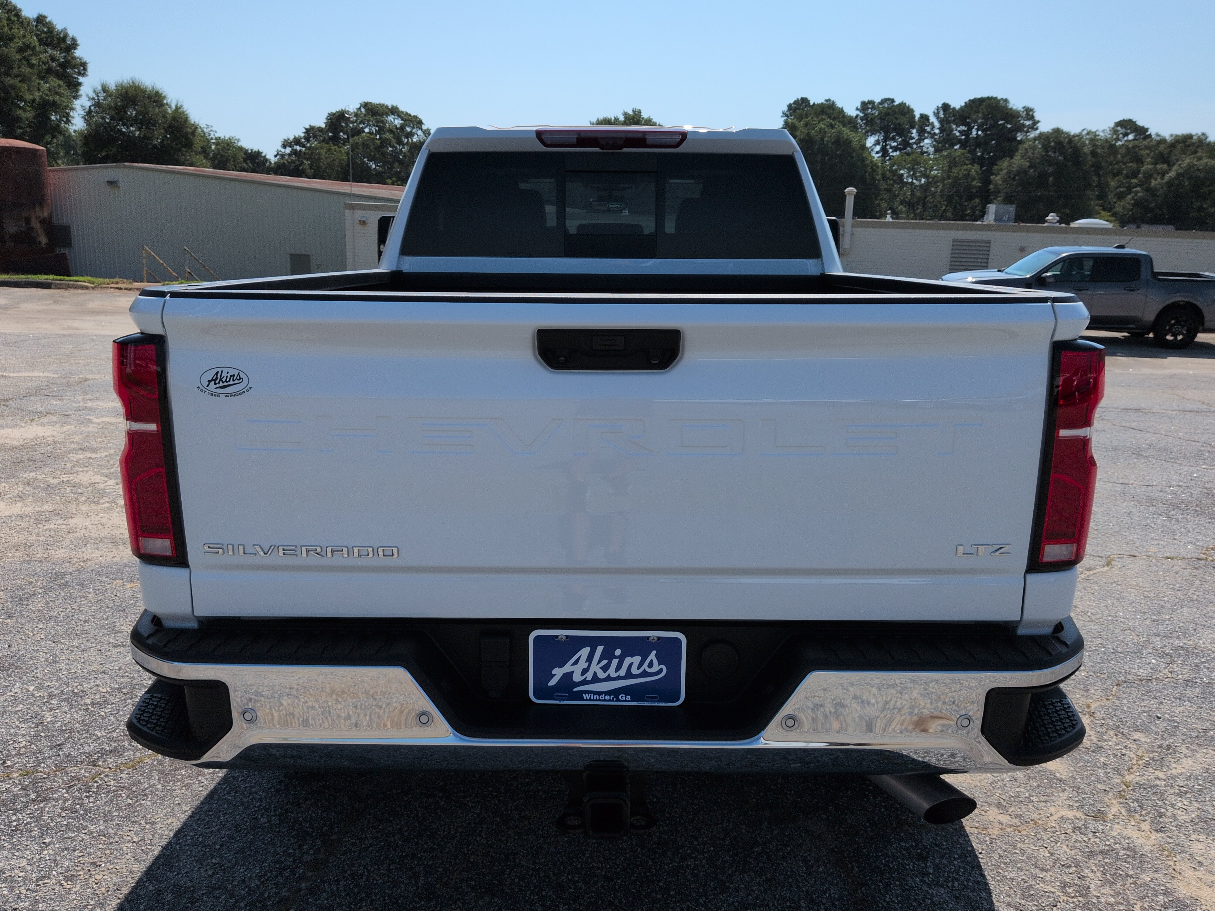 Used 2025 Chevrolet Silverado 2500 LTZ w/ LTZ Premium Package AWD/4WD image 4