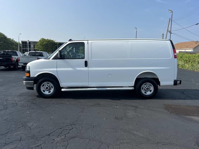 Used 2025 GMC Savana 2500 w/ Driver Convenience Package RWD image 2