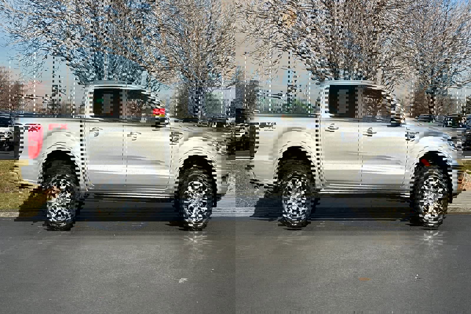 Certified 2019 Ford Ranger Lariat w/ Equipment Group 501A Mid image 6