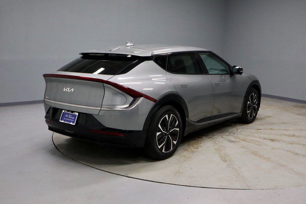 Used 2022 Kia EV6 Wind w/ Wind Technology Package image 5