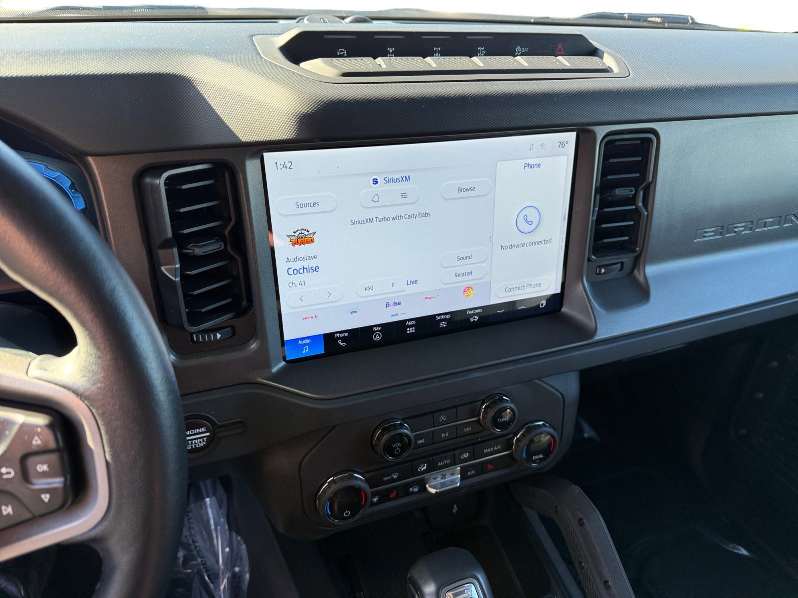 Certified 2025 Ford Bronco Badlands image 12