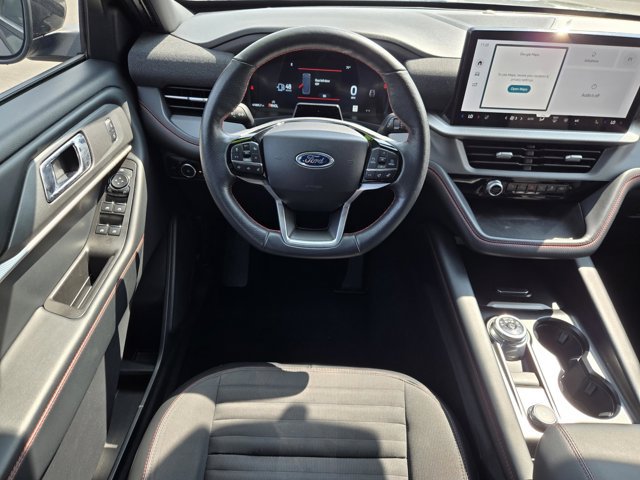 Certified 2025 Ford Explorer ST-Line AWD/4WD image 12