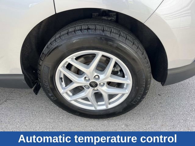 Certified 2024 Ford Edge SEL w/ Convenience Package AWD/4WD image 15