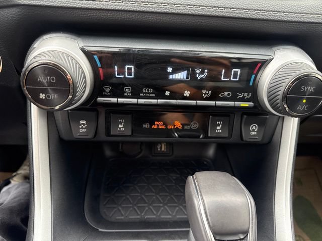 Used 2023 Toyota RAV4 XLE Premium AWD/4WD image 22
