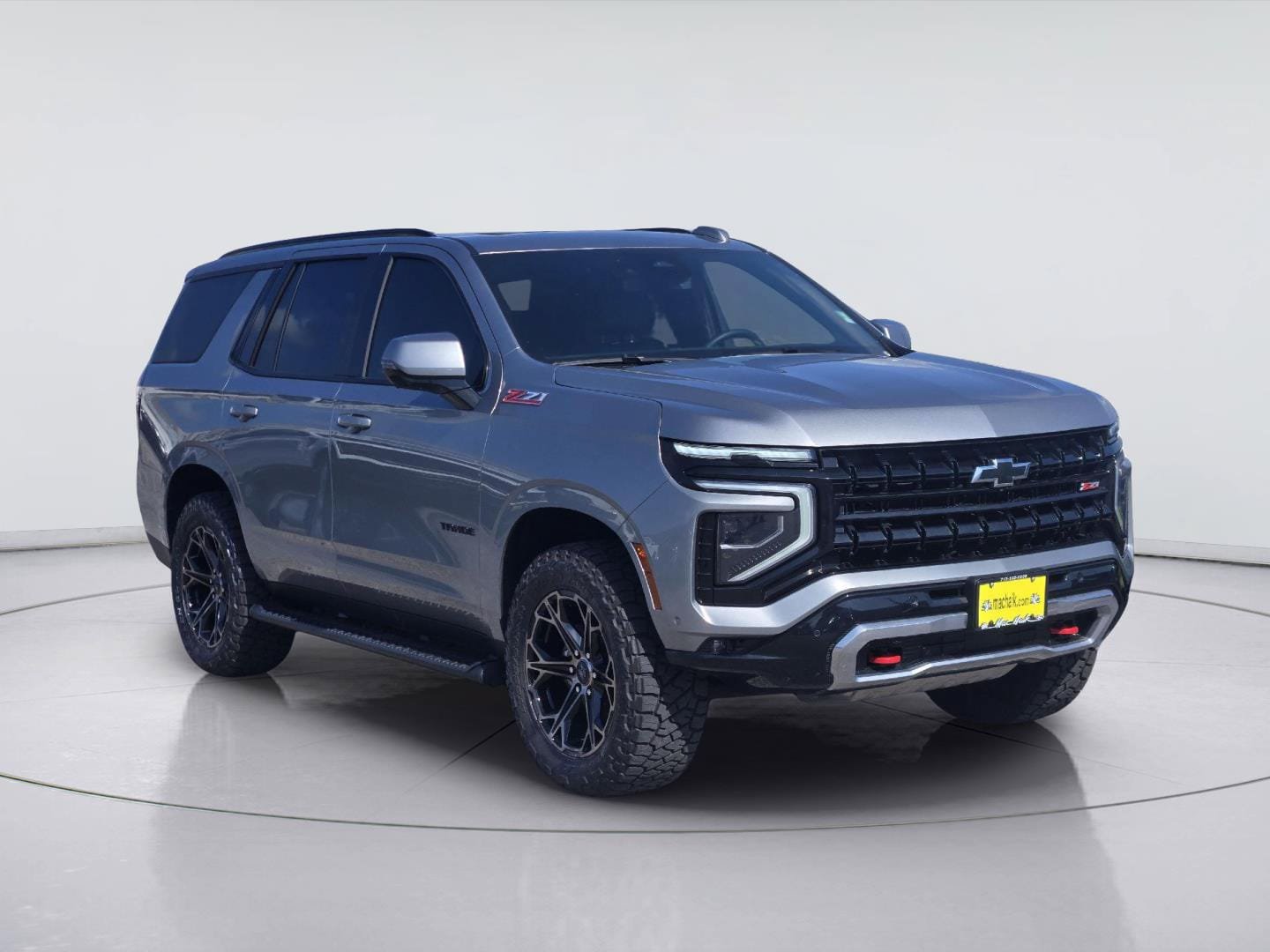 Used 2025 Chevrolet Tahoe Z71 w/ Comfort Package AWD/4WD image 3