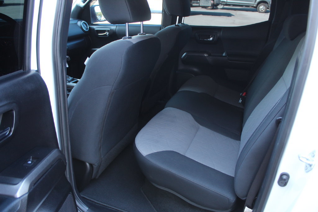 Used 2021 Toyota Tacoma TRD Sport w/ Technology Package RWD image 35