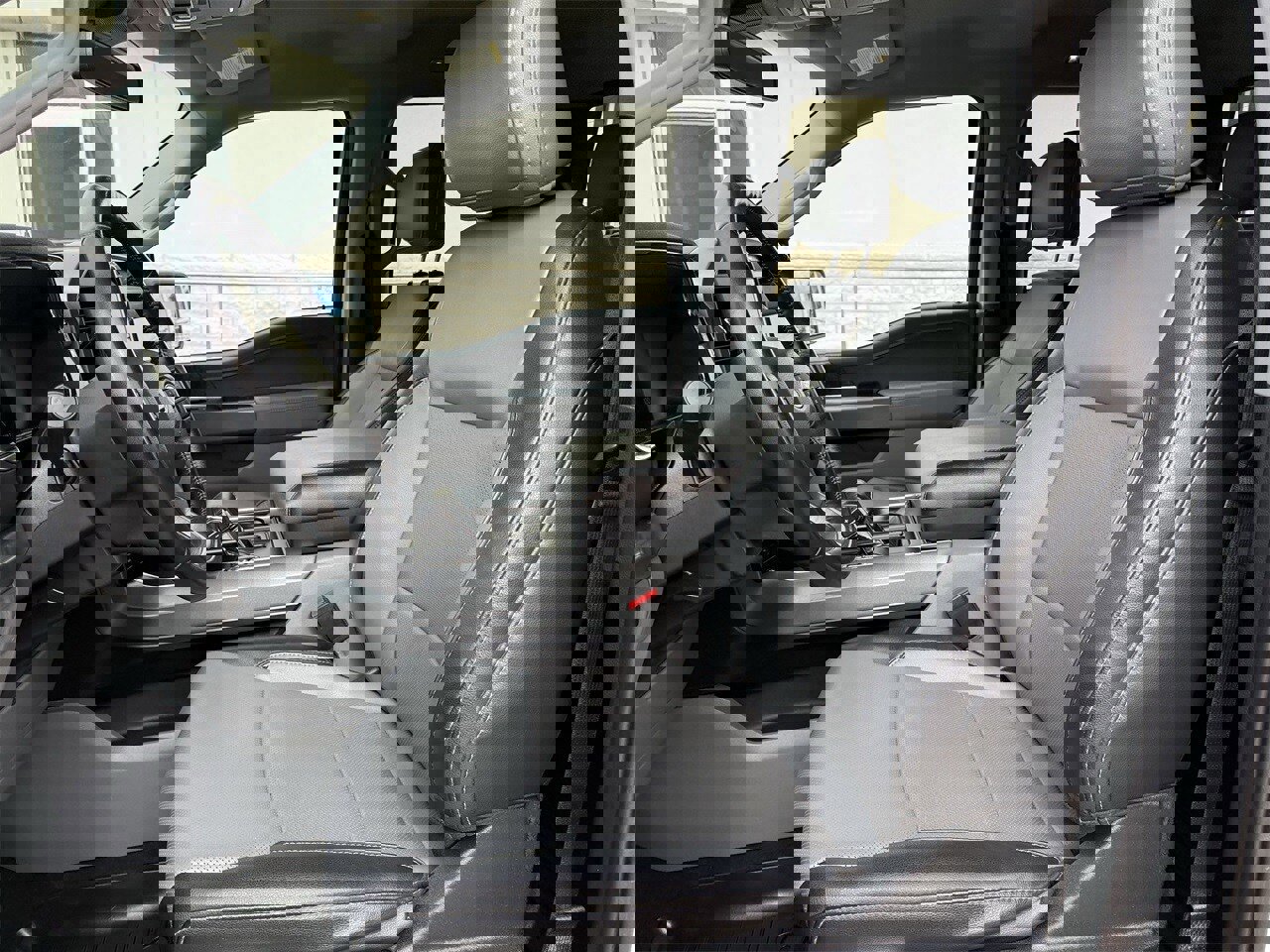 Certified 2023 Ford F150 Lariat image 24