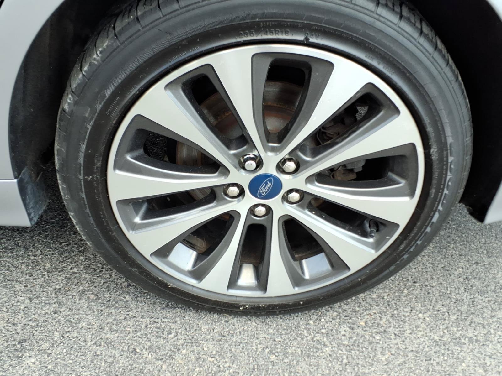 Certified 2020 Ford Fusion SE AWD/4WD image 12