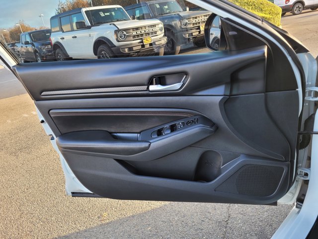 Used 2021 Nissan Altima 2.0 SR image 27