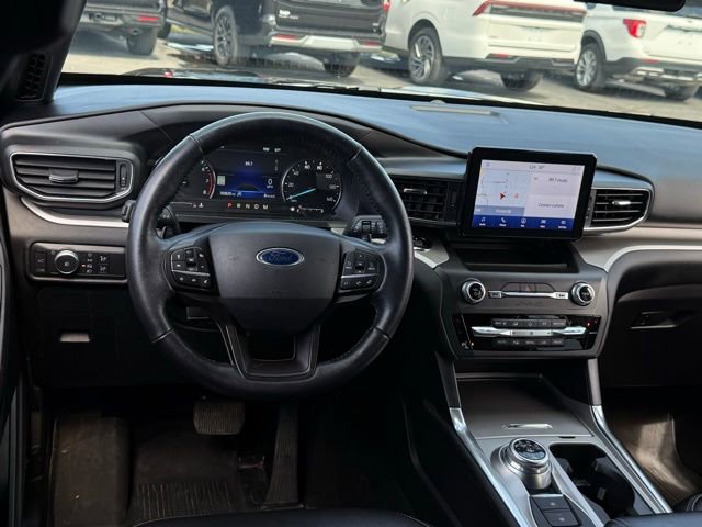 Certified 2020 Ford Explorer XLT w/ Equipment Group 202A image 8