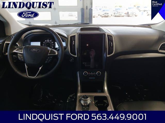 Certified 2024 Ford Edge SEL w/ Convenience Package AWD/4WD image 16