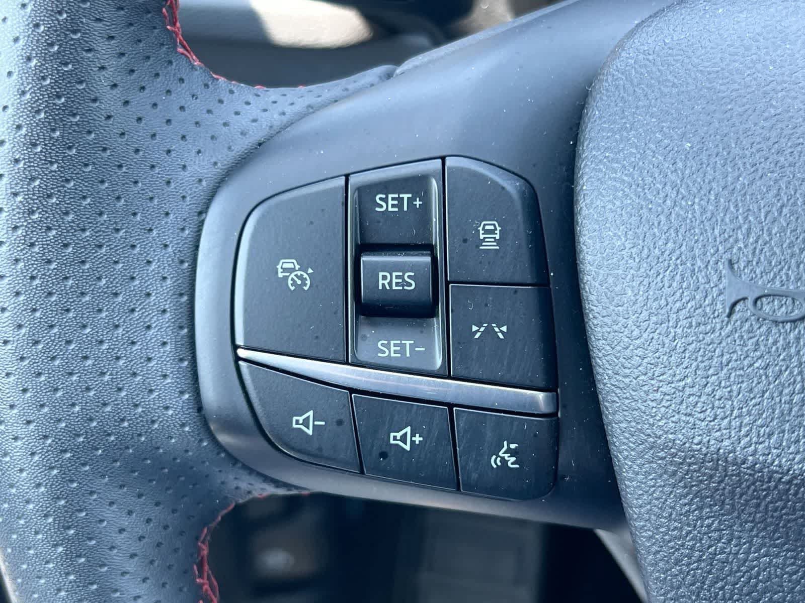 Certified 2024 Ford Escape ST-Line w/ Tech Pack #1 AWD/4WD image 23