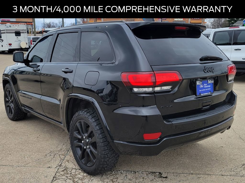 Used 2018 Jeep Grand Cherokee Altitude image 3