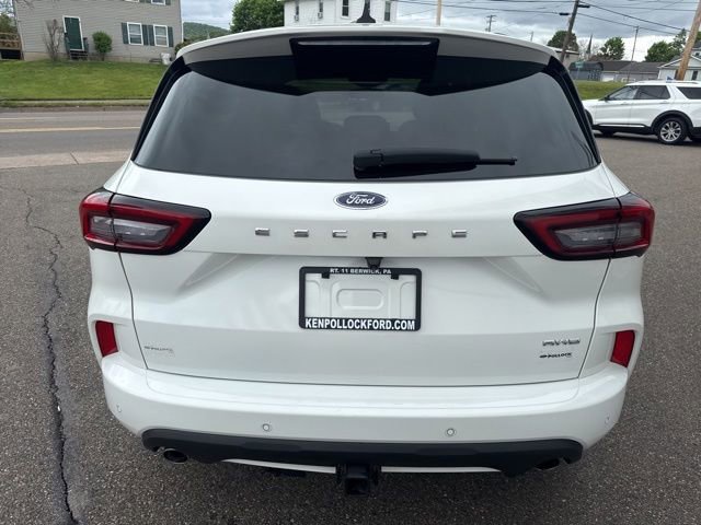 Certified 2023 Ford Escape ST-Line Elite w/ Premium Technology Package AWD/4WD image 7