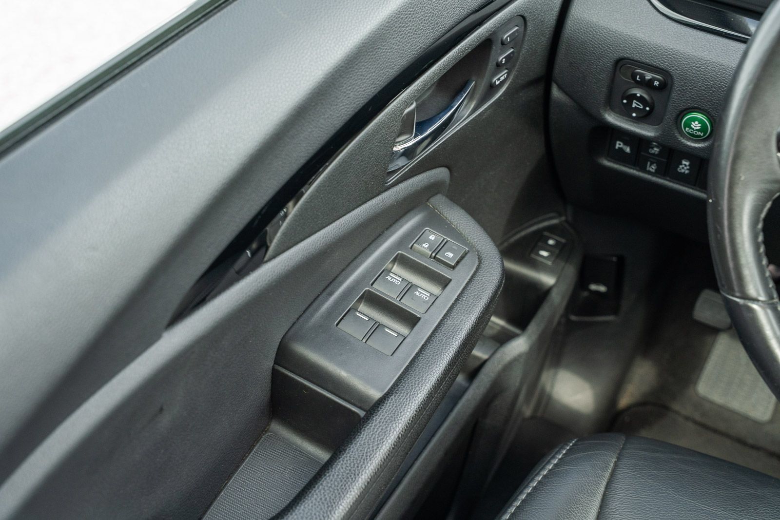 Used 2019 Honda Pilot Touring image 29