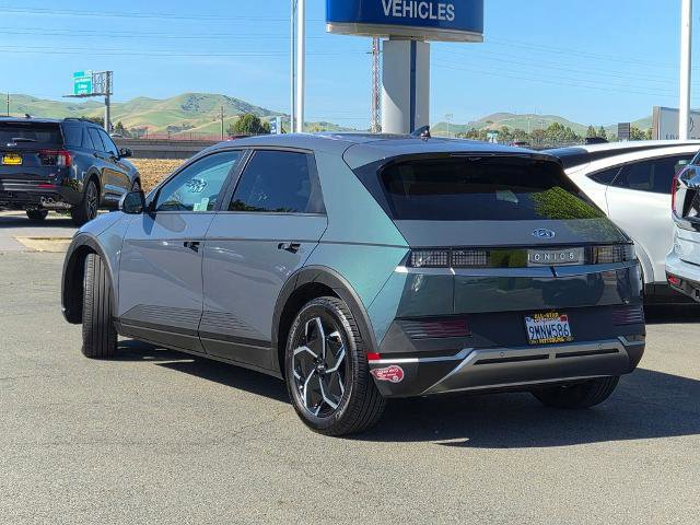 Used 2024 Hyundai Ioniq 5 SE image 3
