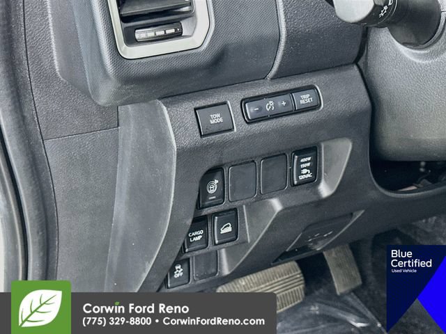 Used 2024 Nissan Frontier SV w/ SV Convenience Package AWD/4WD image 14