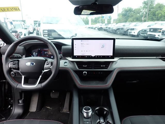Certified 2026 Ford Explorer ST-Line AWD/4WD image 13