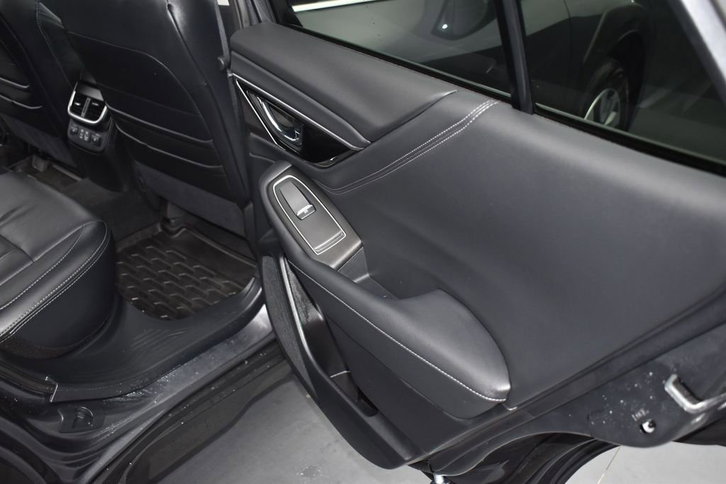 Used 2024 Subaru Outback Limited XT AWD/4WD image 32