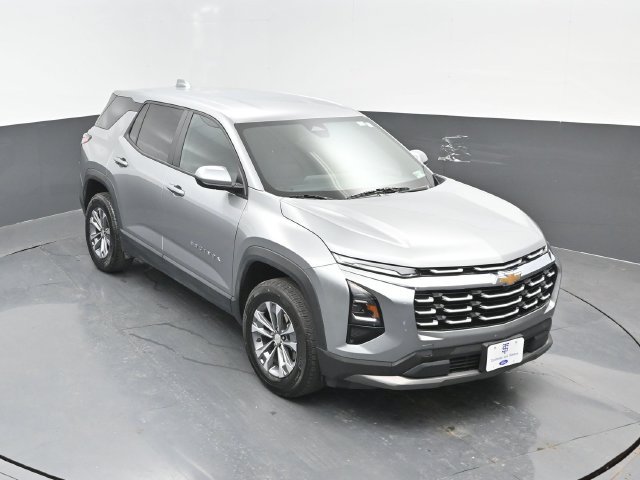 Used 2025 Chevrolet Equinox LT AWD/4WD image 19