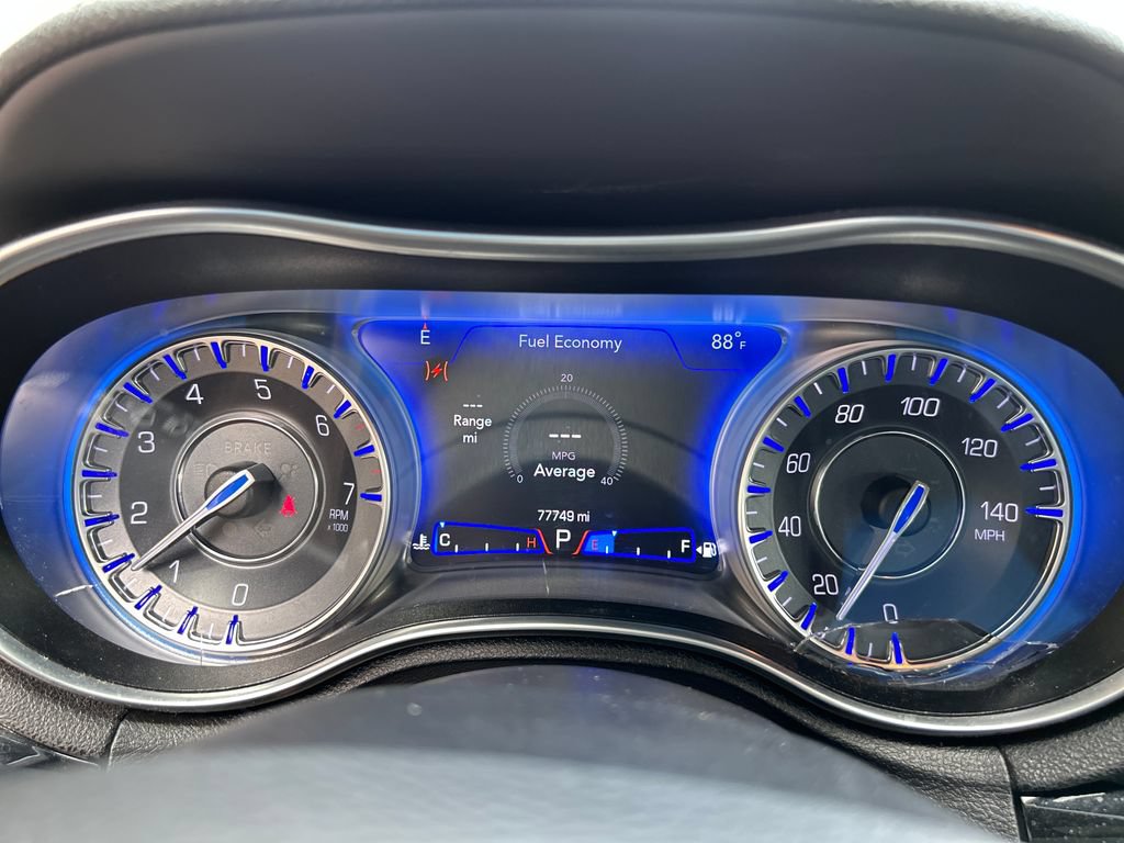 Used 2021 Chrysler 300 S RWD image 16