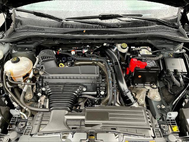 Certified 2024 Ford Escape Platinum AWD/4WD image 30