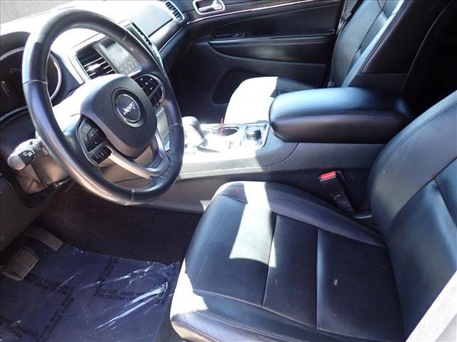 Used 2018 Jeep Grand Cherokee Limited AWD/4WD image 12