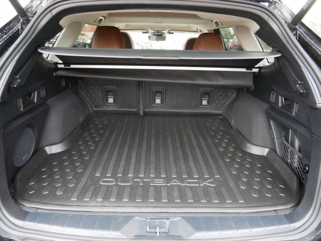 Used 2024 Subaru Outback Touring XT w/ Popular Package #2 image 10