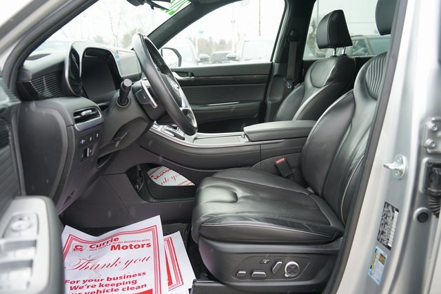 Used 2024 Hyundai Palisade Calligraphy image 13