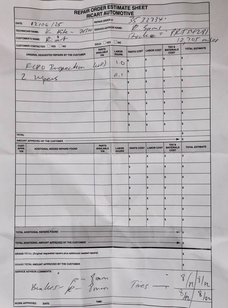 Used 2023 Toyota Highlander LE image 11