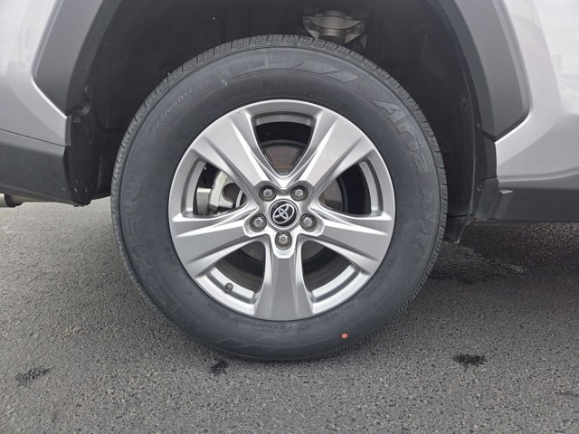 Used 2024 Toyota RAV4 XLE image 29