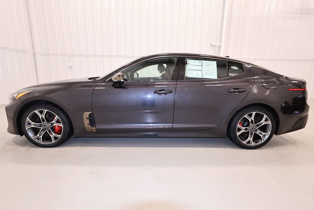 Used 2018 Kia Stinger GT1 AWD/4WD image 7