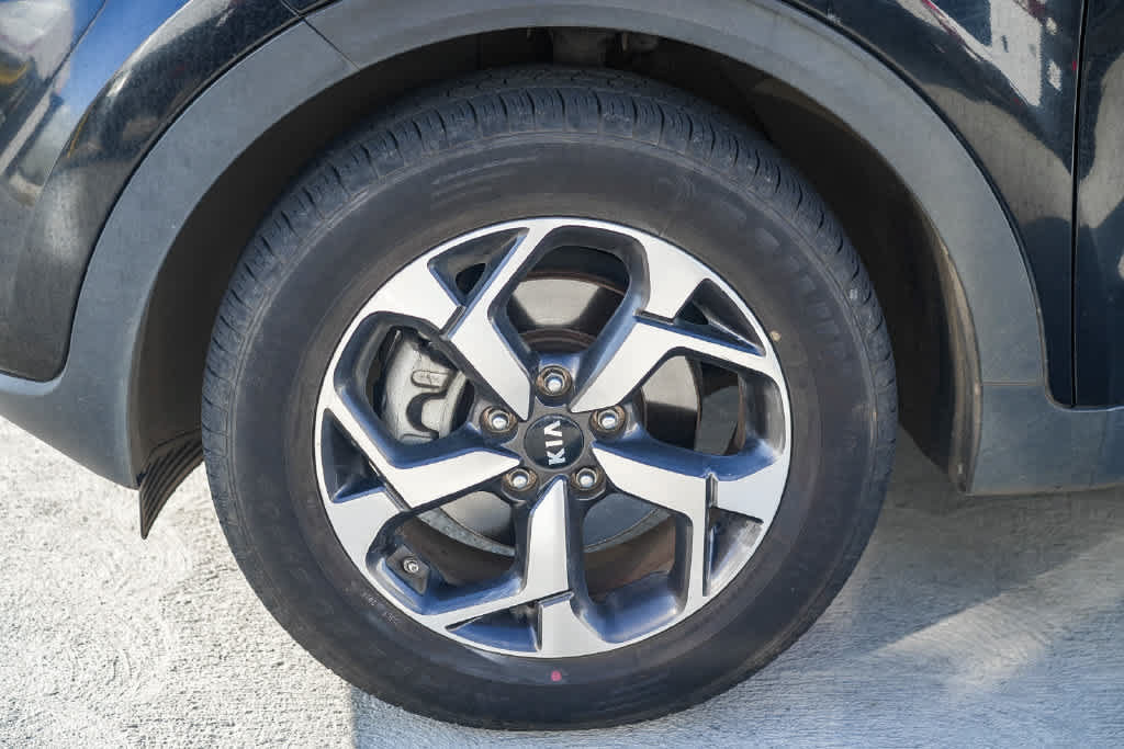 Used 2022 Kia Sportage LX AWD/4WD image 11