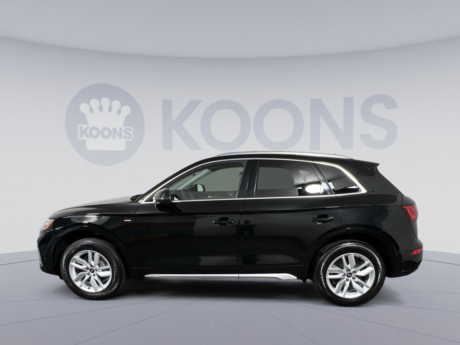 Used 2023 Audi Q5 2.0T Premium w/ Convenience Package AWD/4WD image 7