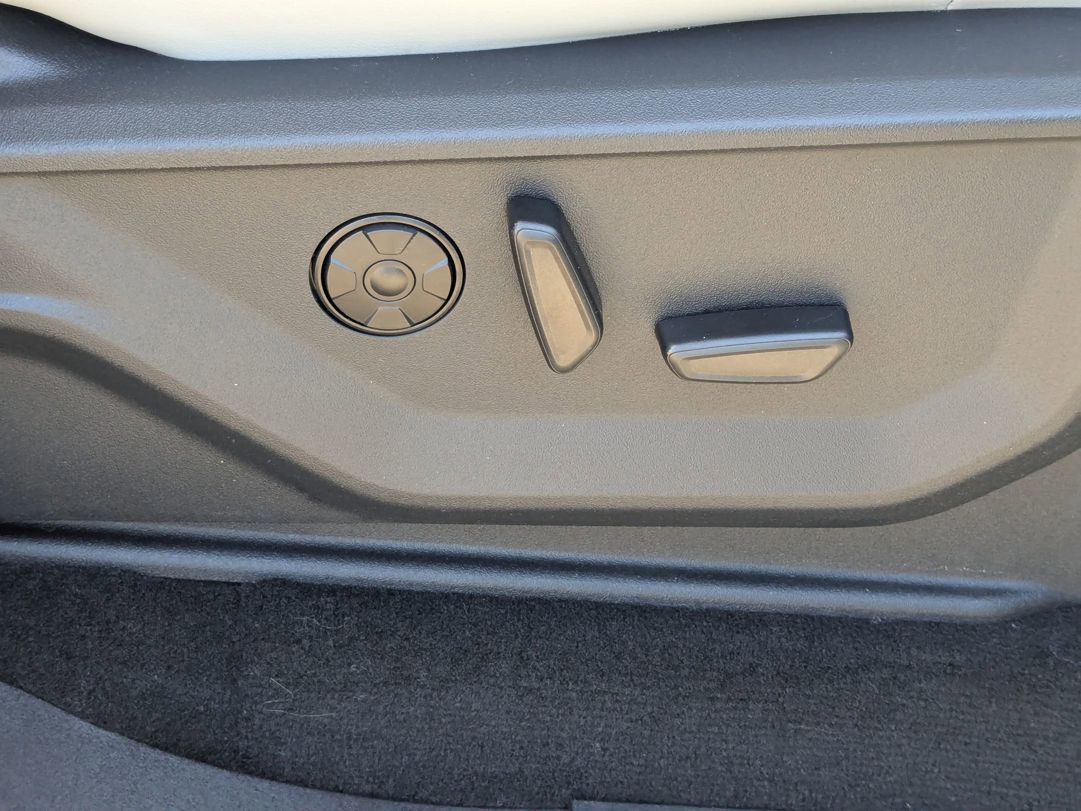 Certified 2025 Ford Expedition Platinum w/ Platinum Ultimate Package image 44