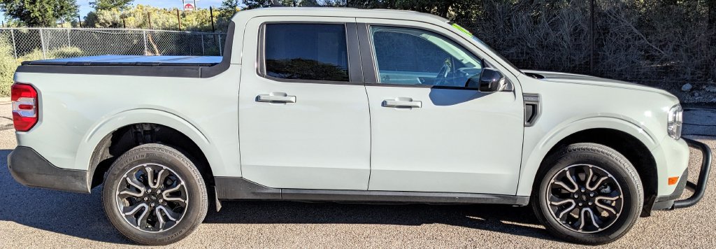 Certified 2024 Ford Maverick Lariat FWD image 2