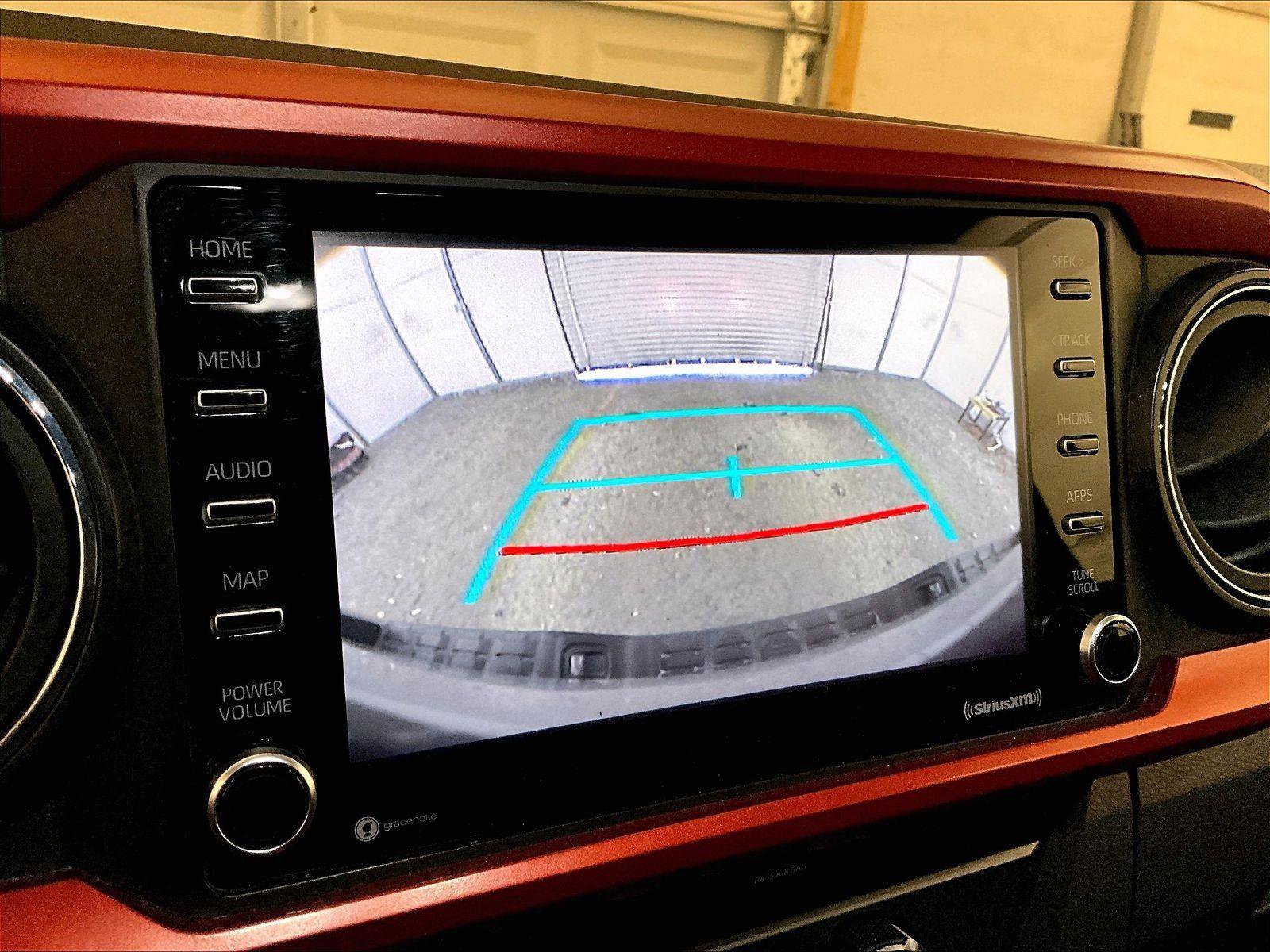 Used 2020 Toyota Tacoma TRD Off-Road AWD/4WD image 20