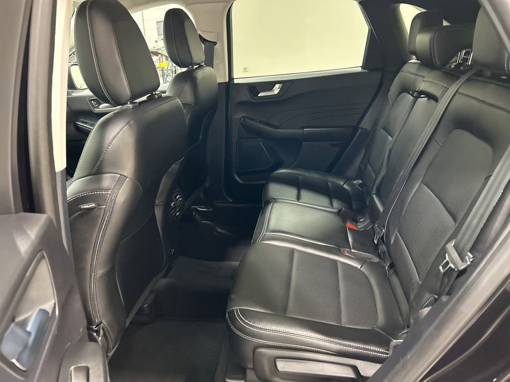 Certified 2022 Ford Escape SEL AWD/4WD image 25