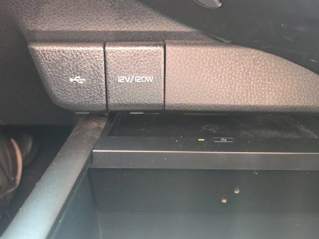 Used 2024 Toyota Camry XSE FWD image 30