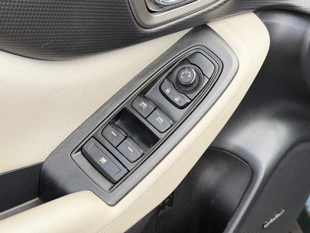 Used 2024 Subaru Forester Premium AWD/4WD image 15