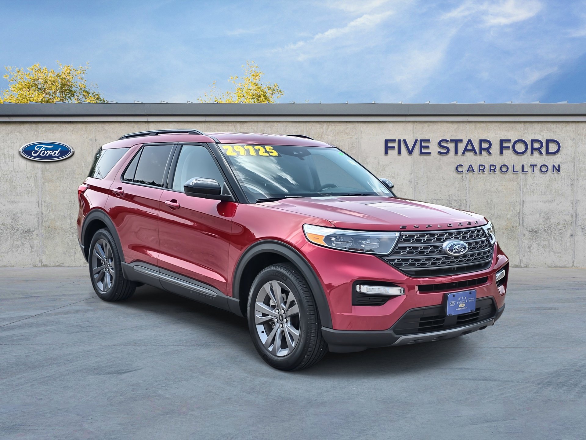 Certified 2023 Ford Explorer XLT w/ Equipment Group 202A RWD image 1