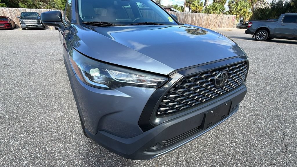 Used 2022 Toyota Corolla Cross L FWD image 9