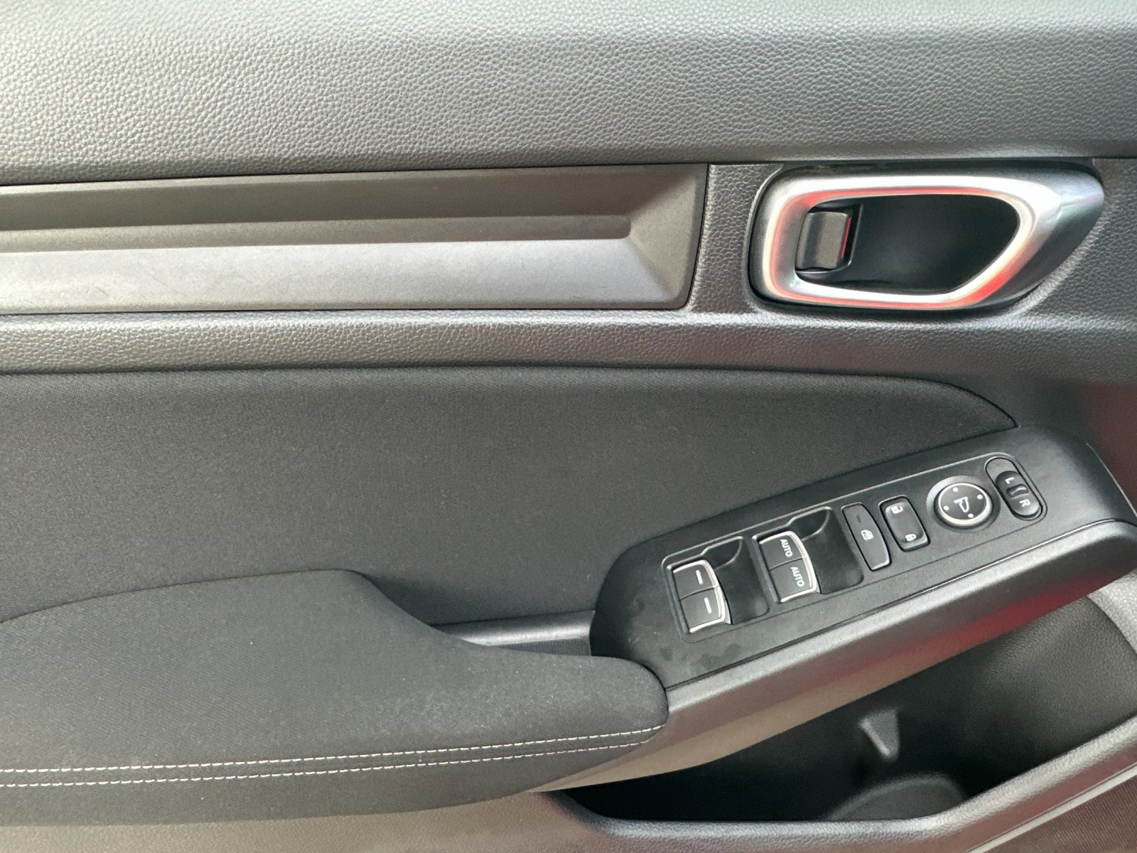 Used 2023 Honda Civic Sport image 11