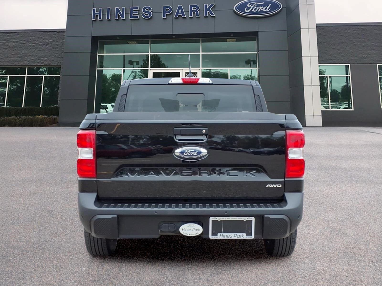 Certified 2024 Ford Maverick Lariat w/ 4K Tow Package AWD/4WD image 6