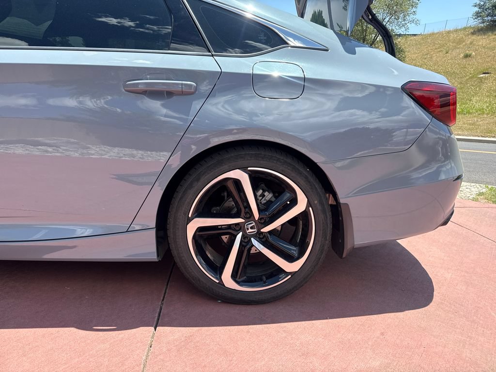 Used 2022 Honda Accord Sport image 36