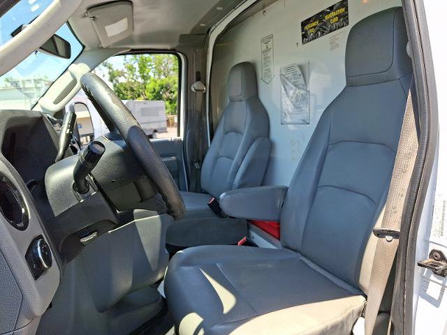 Certified 2022 Ford E-350 and Econoline 350 Super Duty RWD image 11