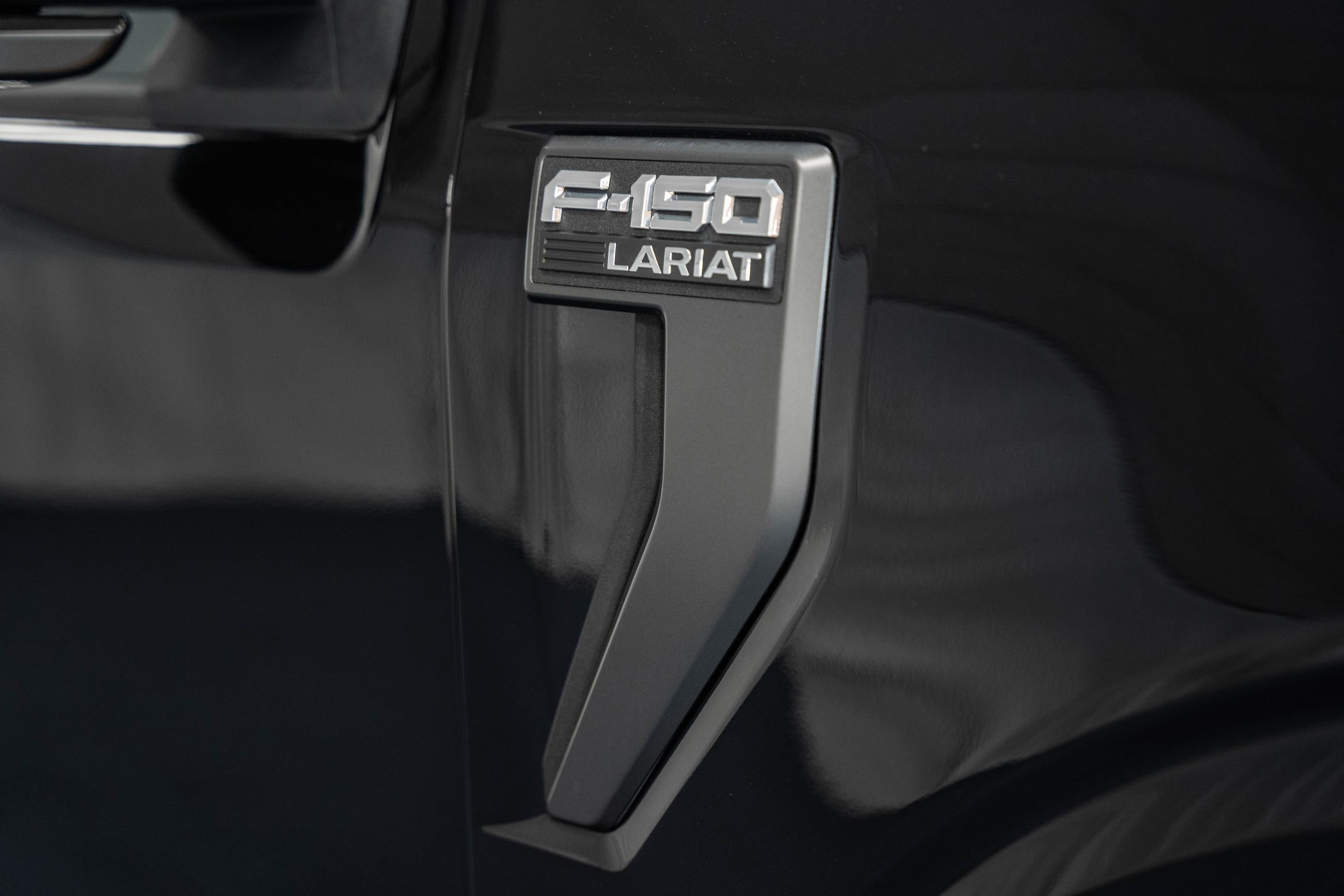 Certified 2023 Ford F150 Lariat w/ Equipment Group 502A High image 15