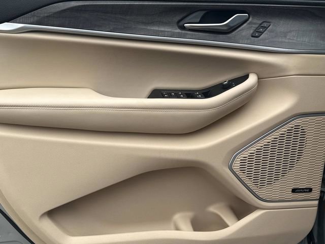 Used 2021 Jeep Grand Cherokee L Limited image 27