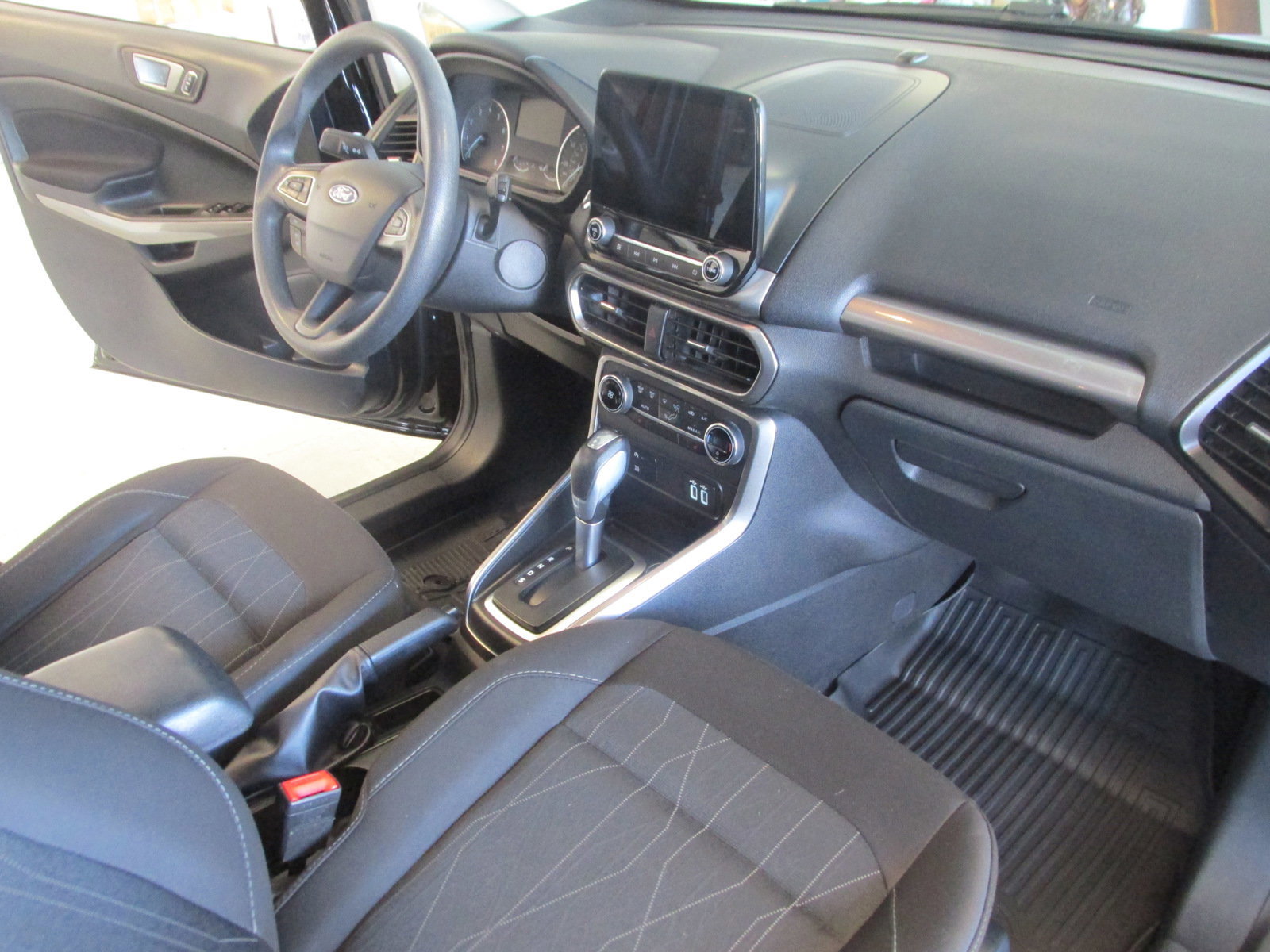 Certified 2022 Ford EcoSport SE w/ SE Convenience Package image 25