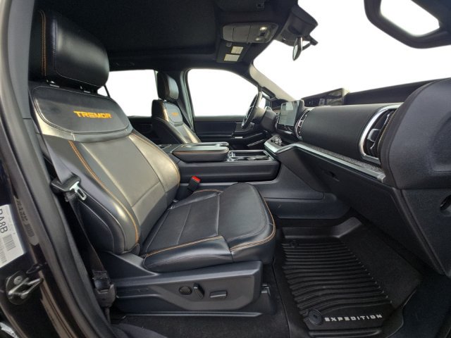 Certified 2025 Ford Expedition Tremor AWD/4WD image 15